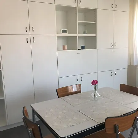 Appartement Confortable Proche Centre Et Ideal Pour Uliege Sart Tilman Exterior photo